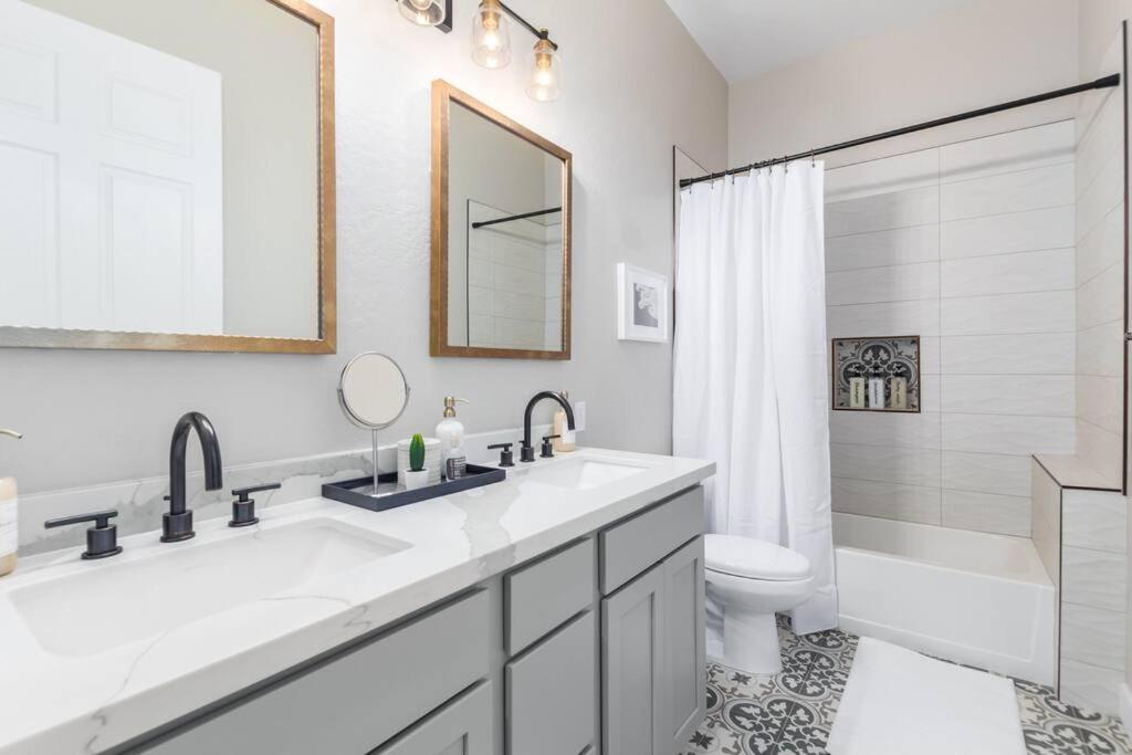 Edgemont Escape