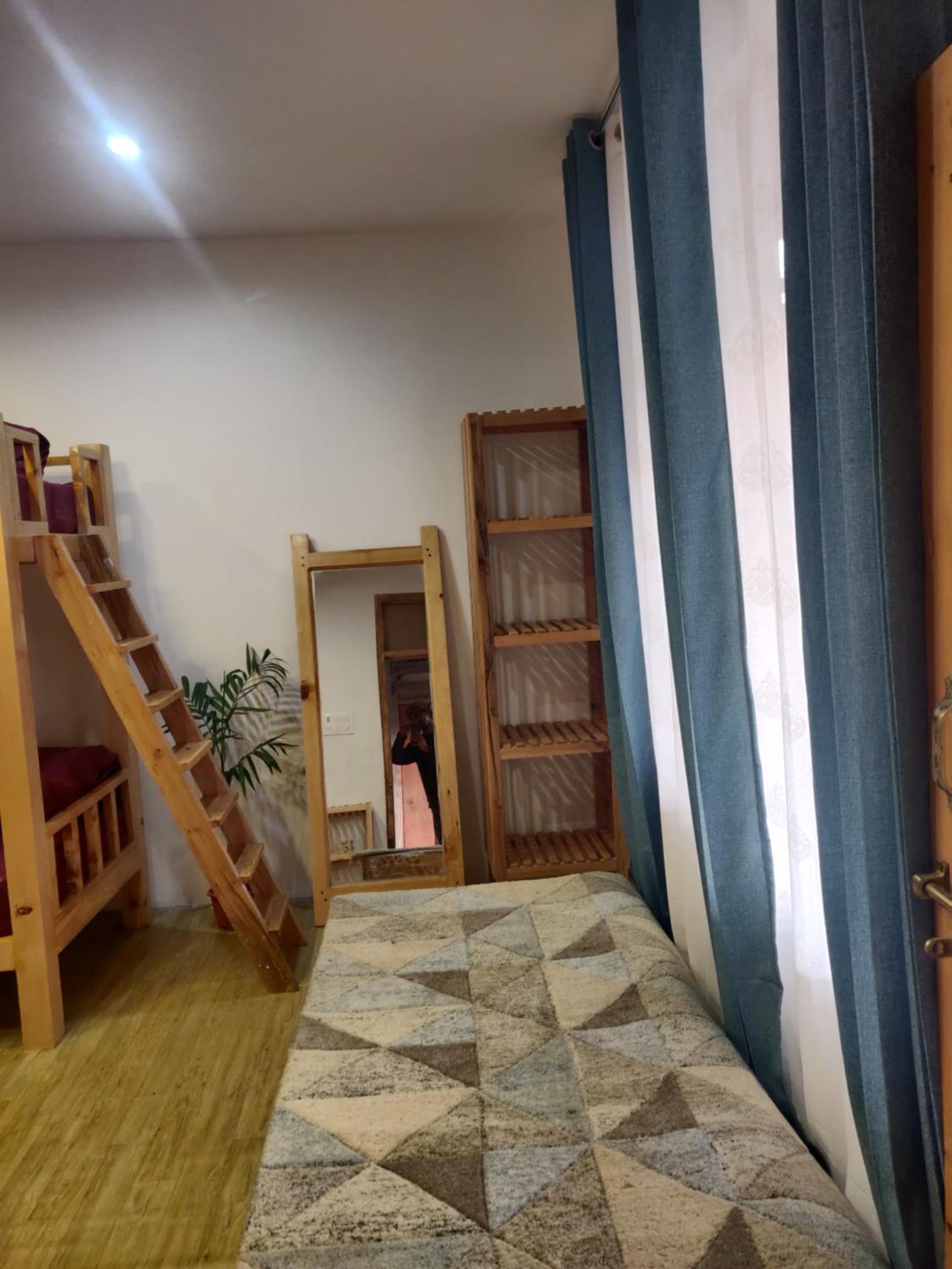 Photo 32