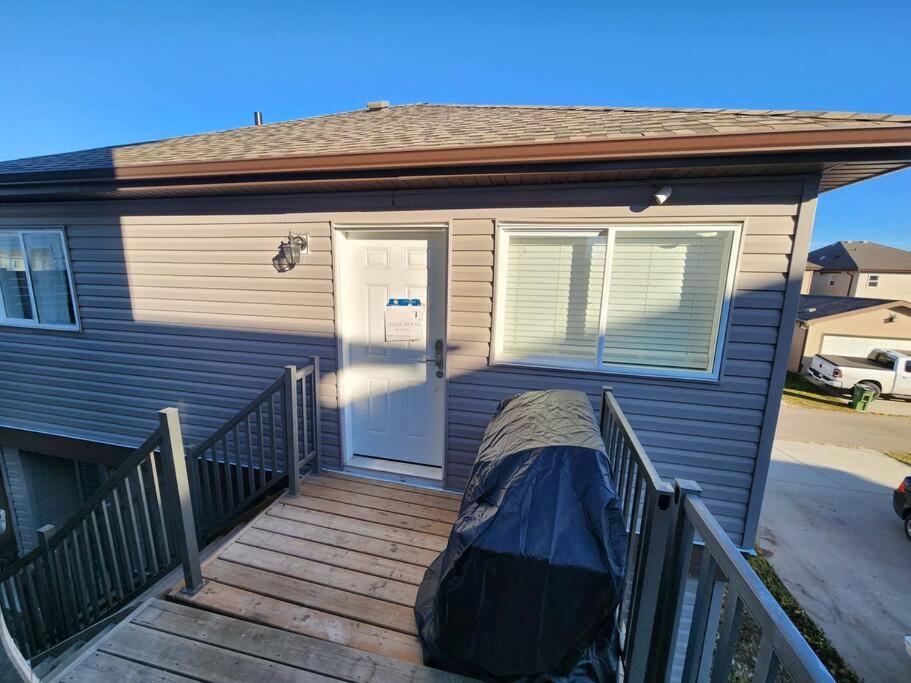 Modern Family Home - Short Stays