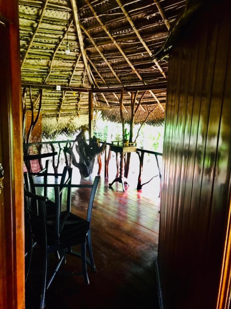 Catamaran Lagoon Cabana