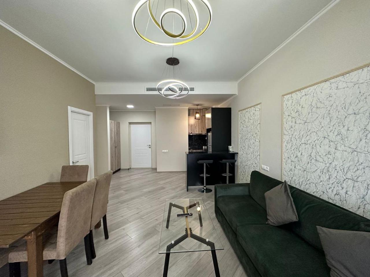 Tsakhkadzor Getaway 1-3BR Condos with Pool, Near Ropeway & Dining