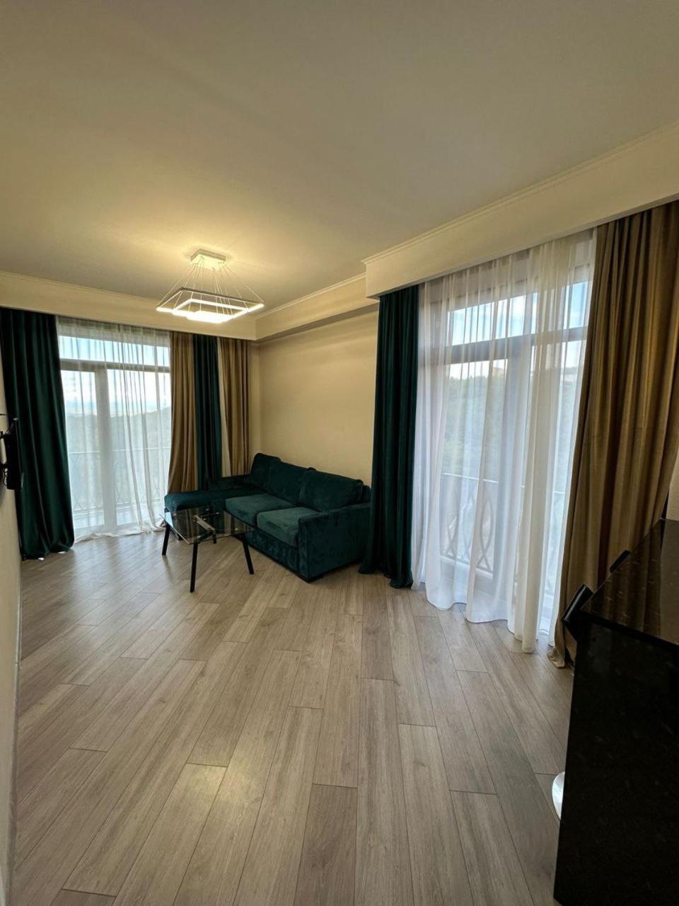 Tsakhkadzor Getaway 1-3BR Condos with Pool, Near Ropeway & Dining