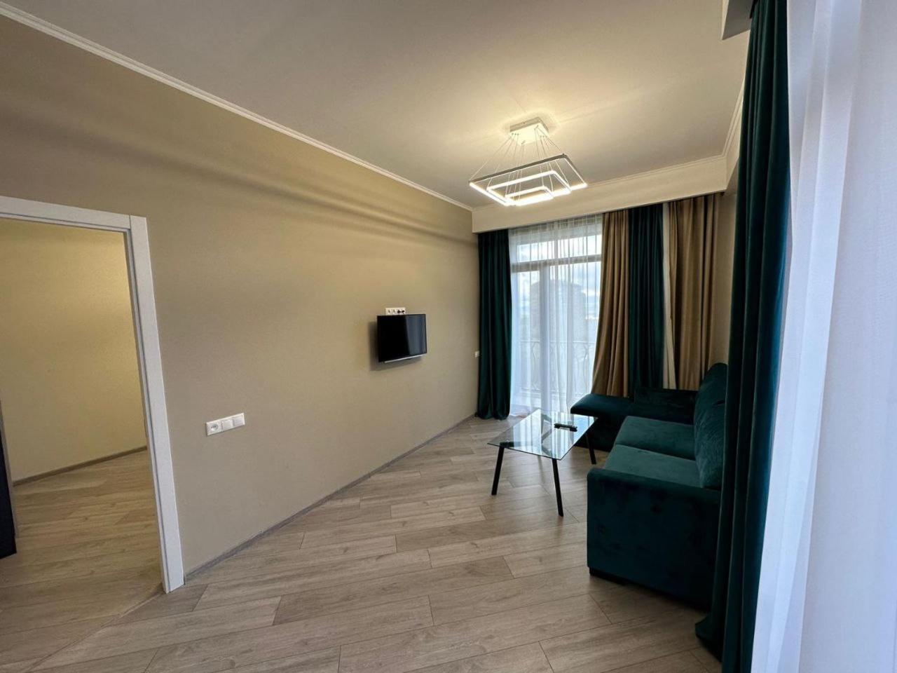 Tsakhkadzor Getaway 1-3BR Condos with Pool, Near Ropeway & Dining