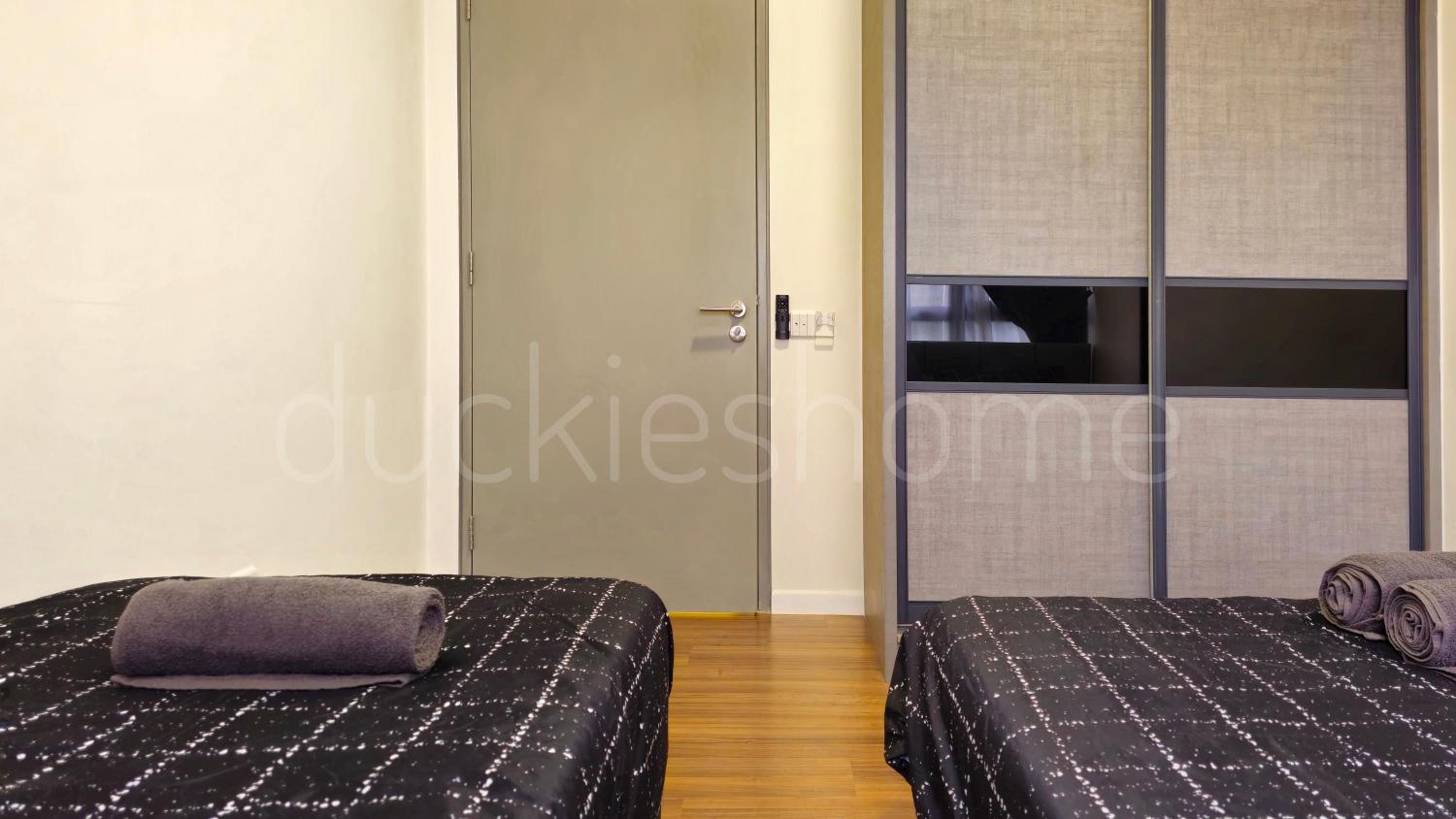 Millerz Square Family Rooms, by TwoFive