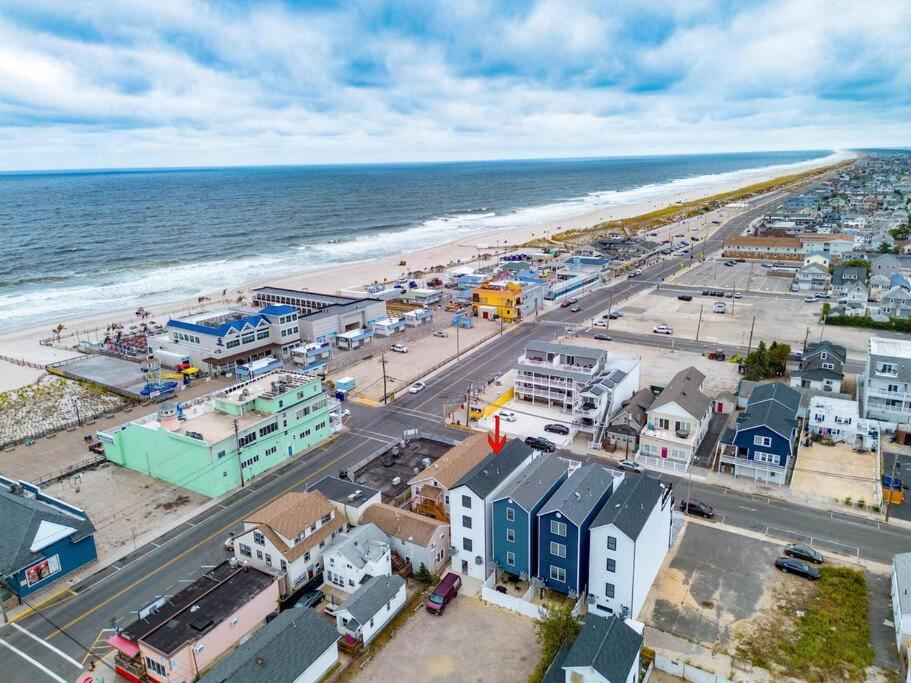 Unlimited Ocean Views 5 BR 5 Bath Beach Block view 5