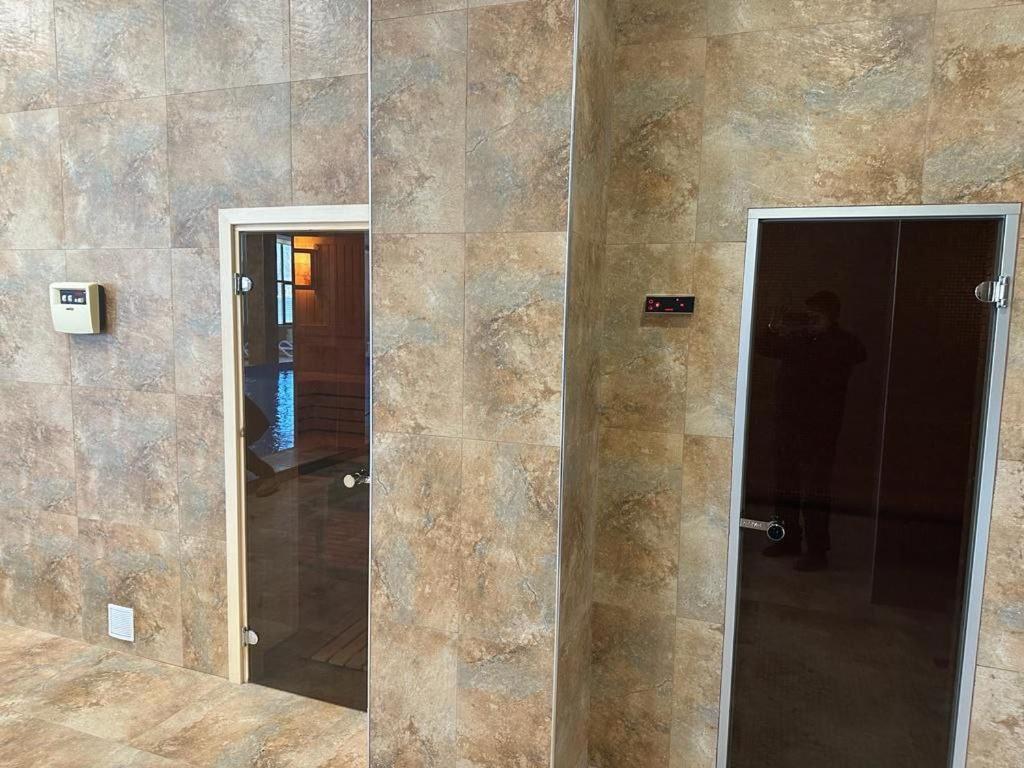 Tsakhkadzor Getaway 1-3BR Condos with Pool, Near Ropeway & Dining
