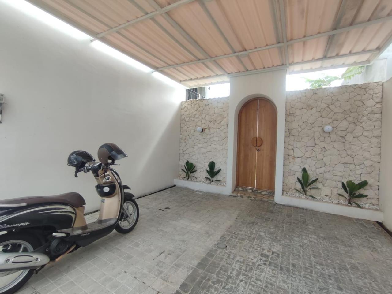 Mandapa Villa Kedungu by ABM