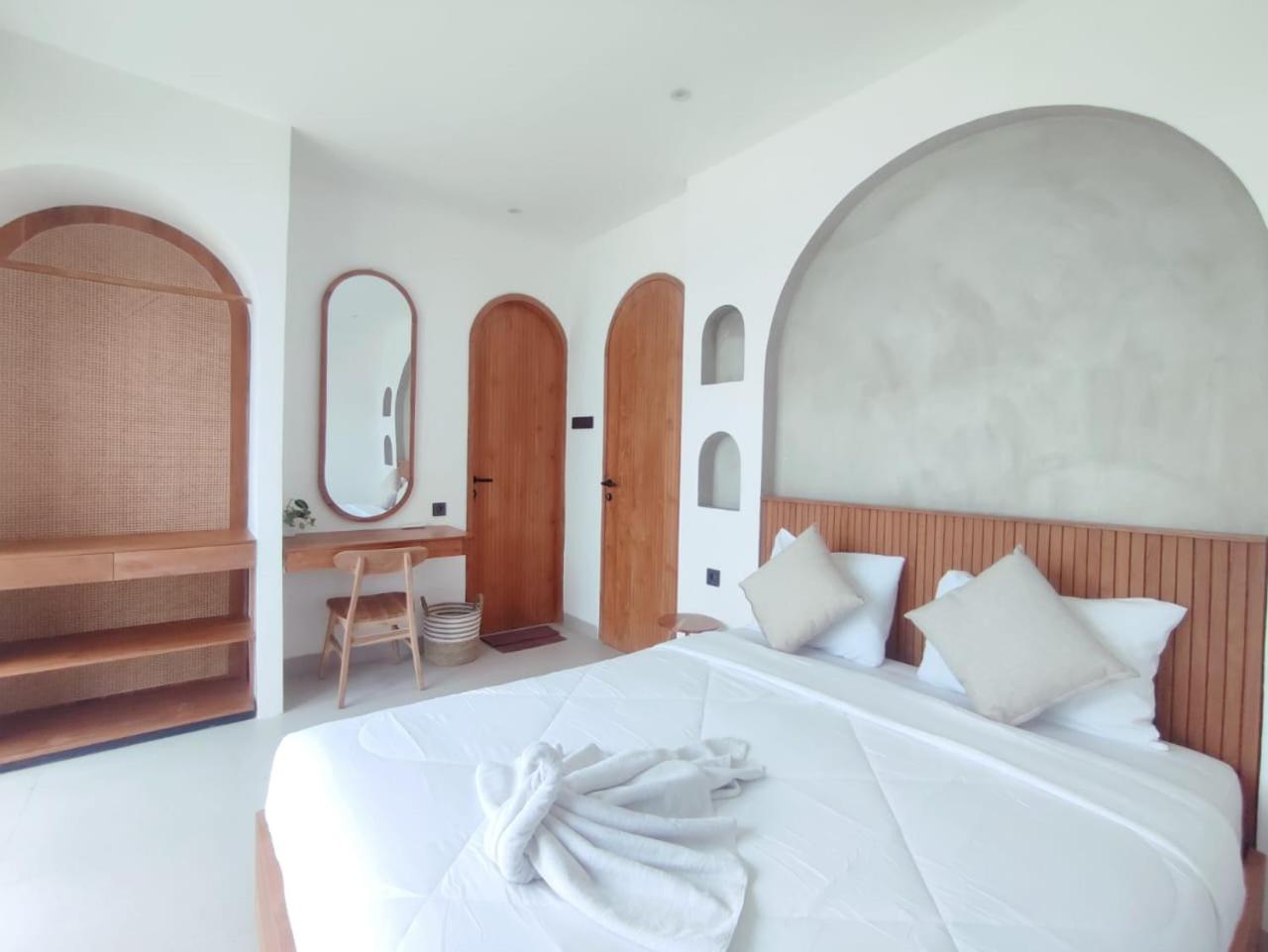 Mandapa Villa Kedungu by ABM