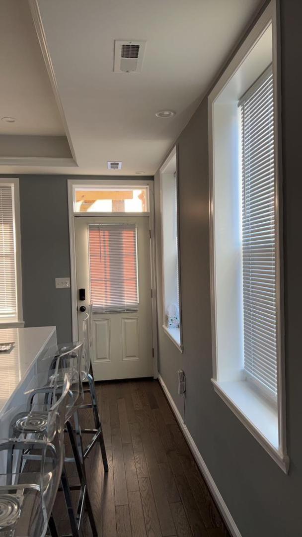 Downtown upper canton home with rooftop and parking pad - Property Image 63