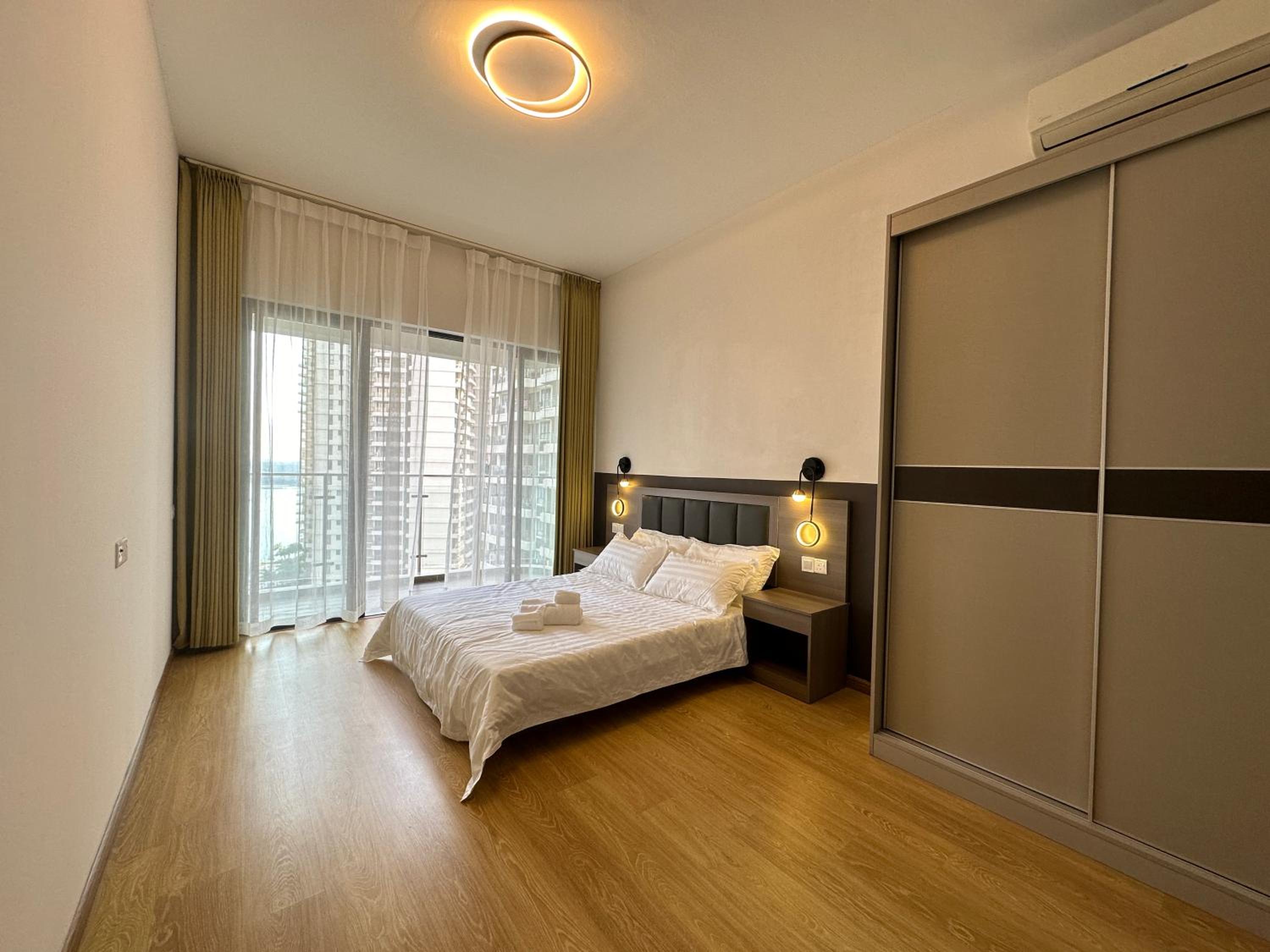 Deluxe 3 Bedroom Garden View