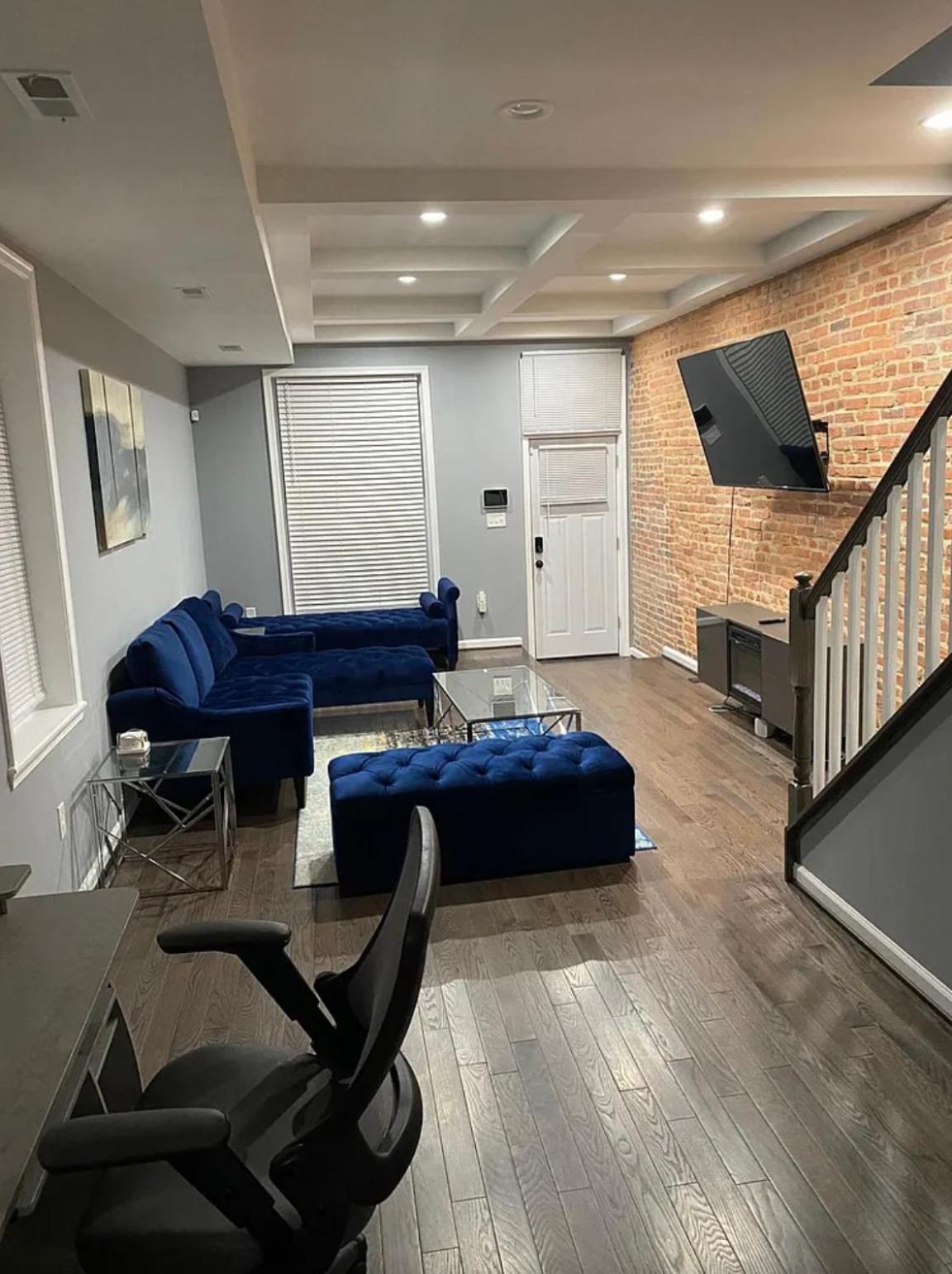 Downtown upper canton home with rooftop and parking pad - Property Image 79