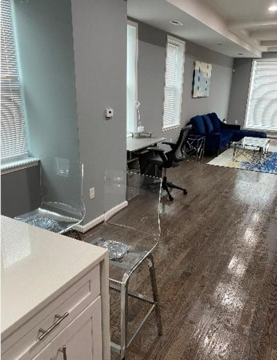 Downtown upper canton home with rooftop and parking pad - Property Image 69