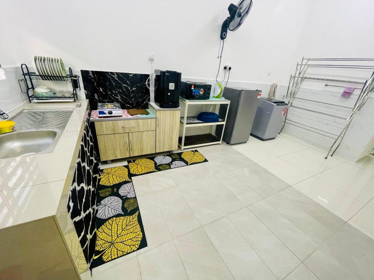 D Alamanda Islam Homestay photo 3