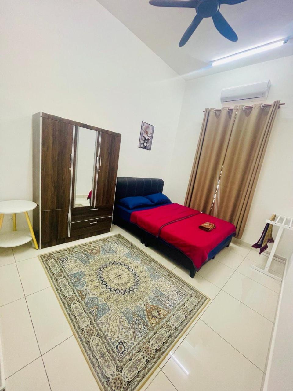 D Alamanda Islam Homestay photo 5