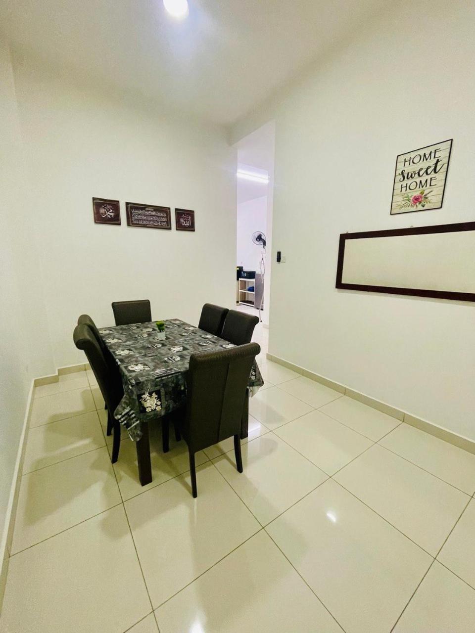 D Alamanda Islam Homestay photo 7