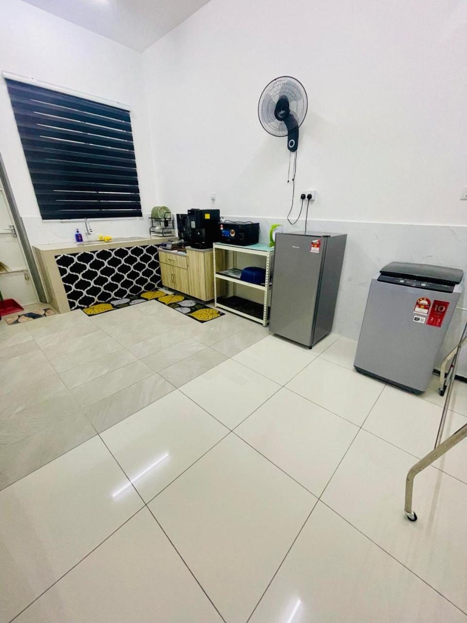D Alamanda Islam Homestay view 3