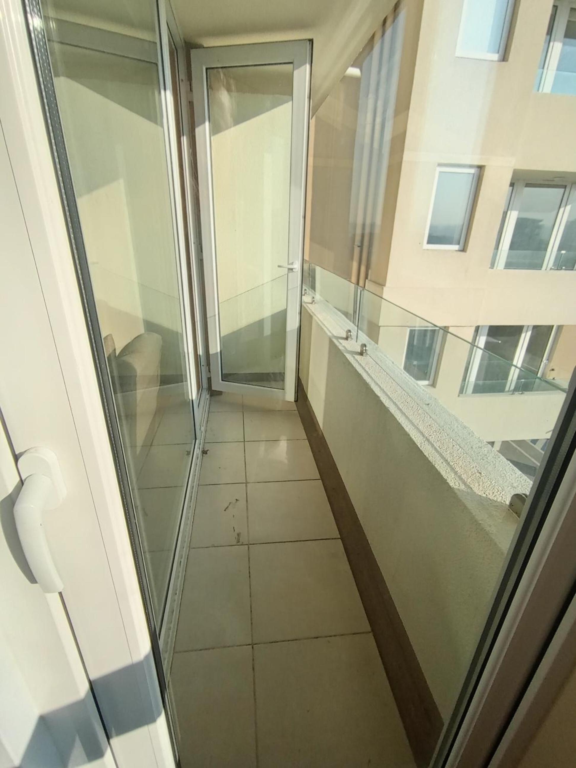 Arriendo 1 Departamento Diario Amoblado en Edificio Pleno Centro de Osorno Full Eléctrico y Estacionamiento Techado, Comodidad, Moderno y Seguridad