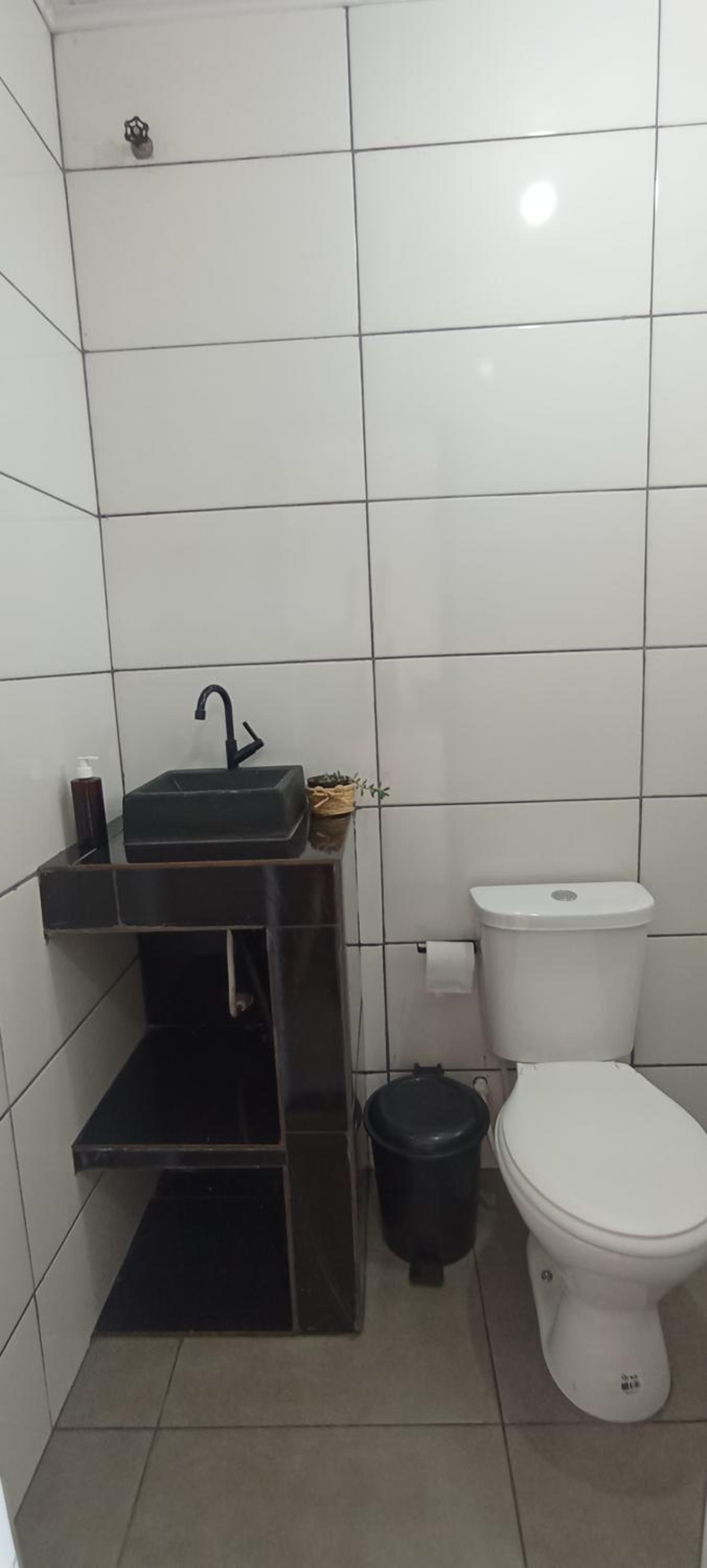 Vila Foz HOSTEL AP8 Apartamento completo de casal com ar condicionado, garagem fechada e lavanderia, Temos Uber e guia turístico para indicar, nosso aparta