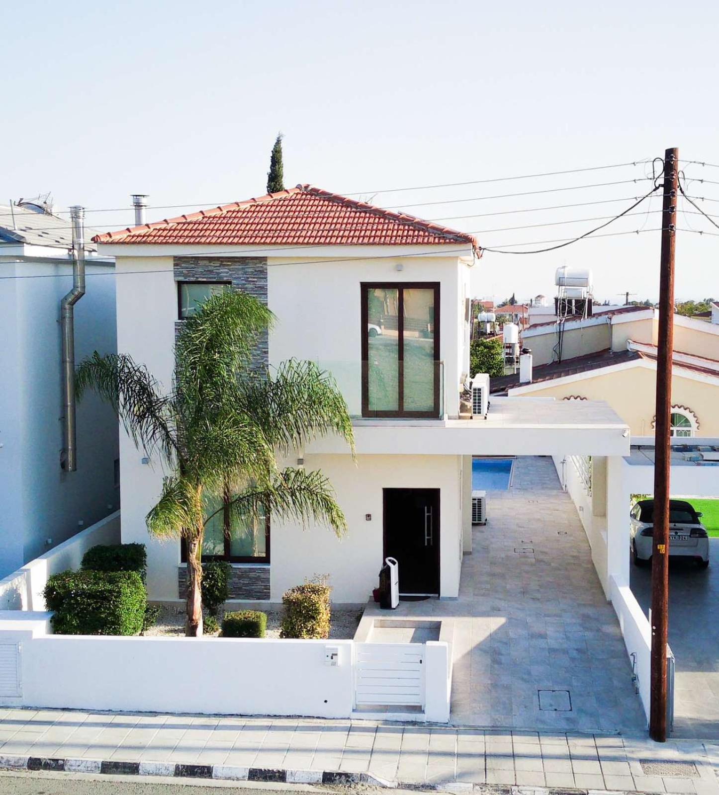 Marios Villa