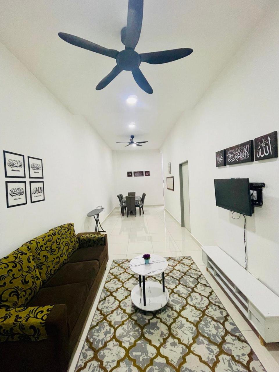 D Alamanda Islam Homestay photo 2