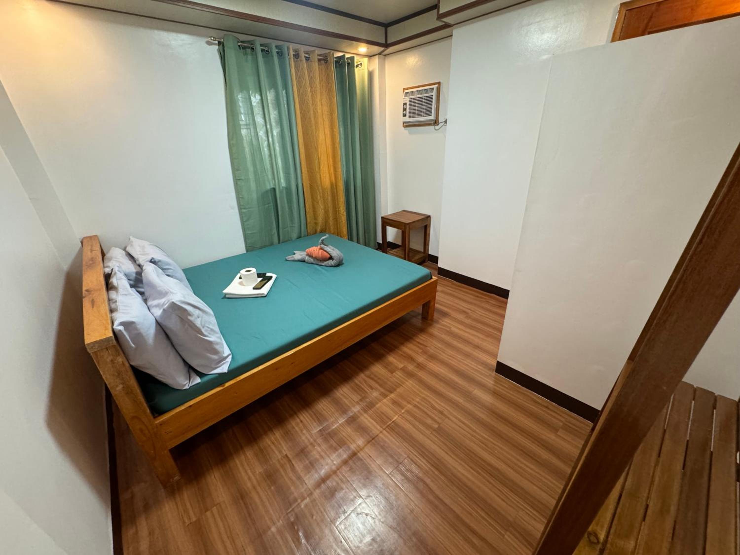 Nay Carmen Pension House Port Barton view 3