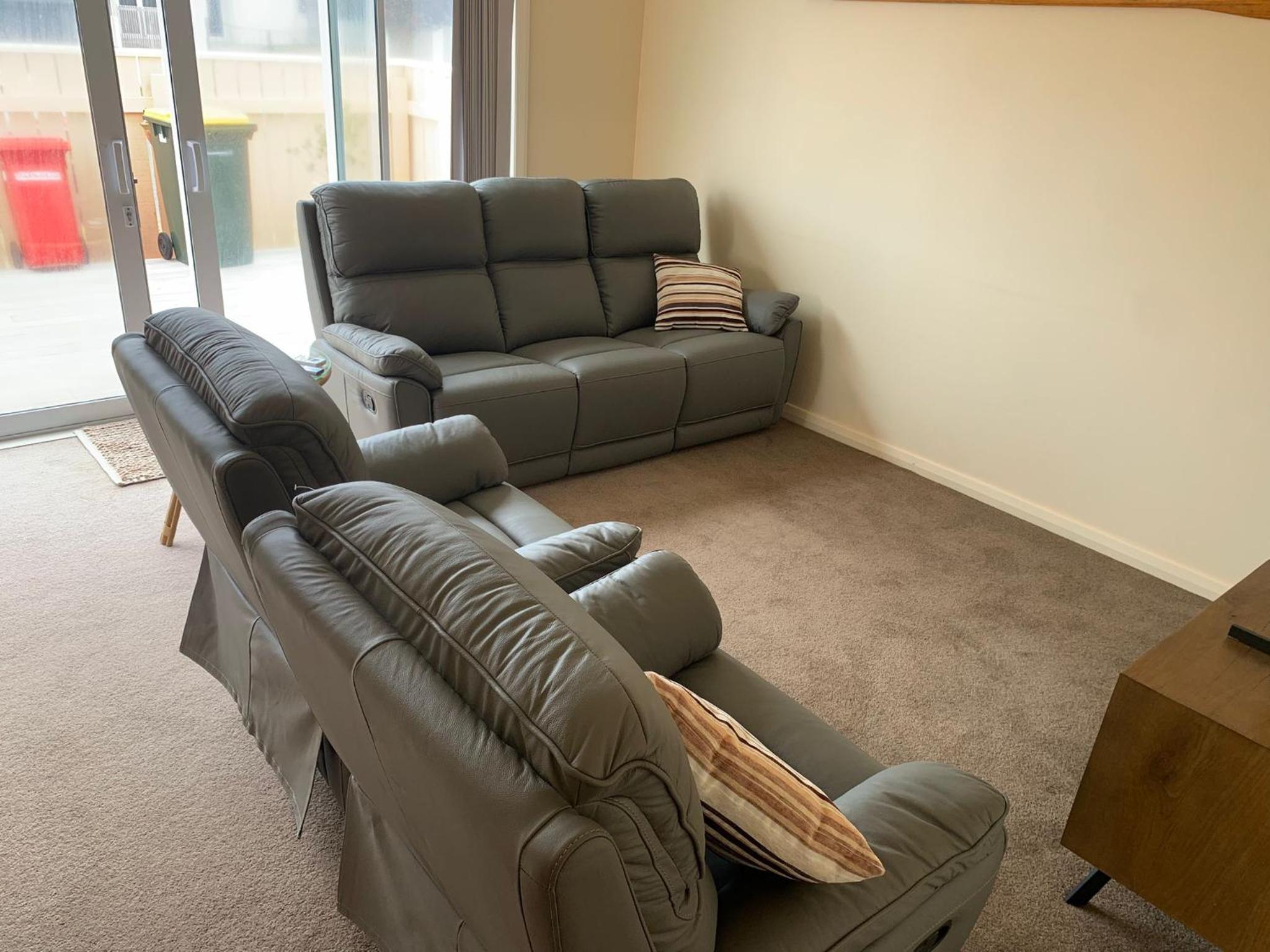 Foxton Beach Bach 5 Star Location 2 Min Walk To Beach New Furnishings BBQ view 2