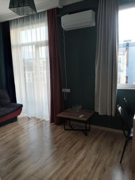 Marine's flat