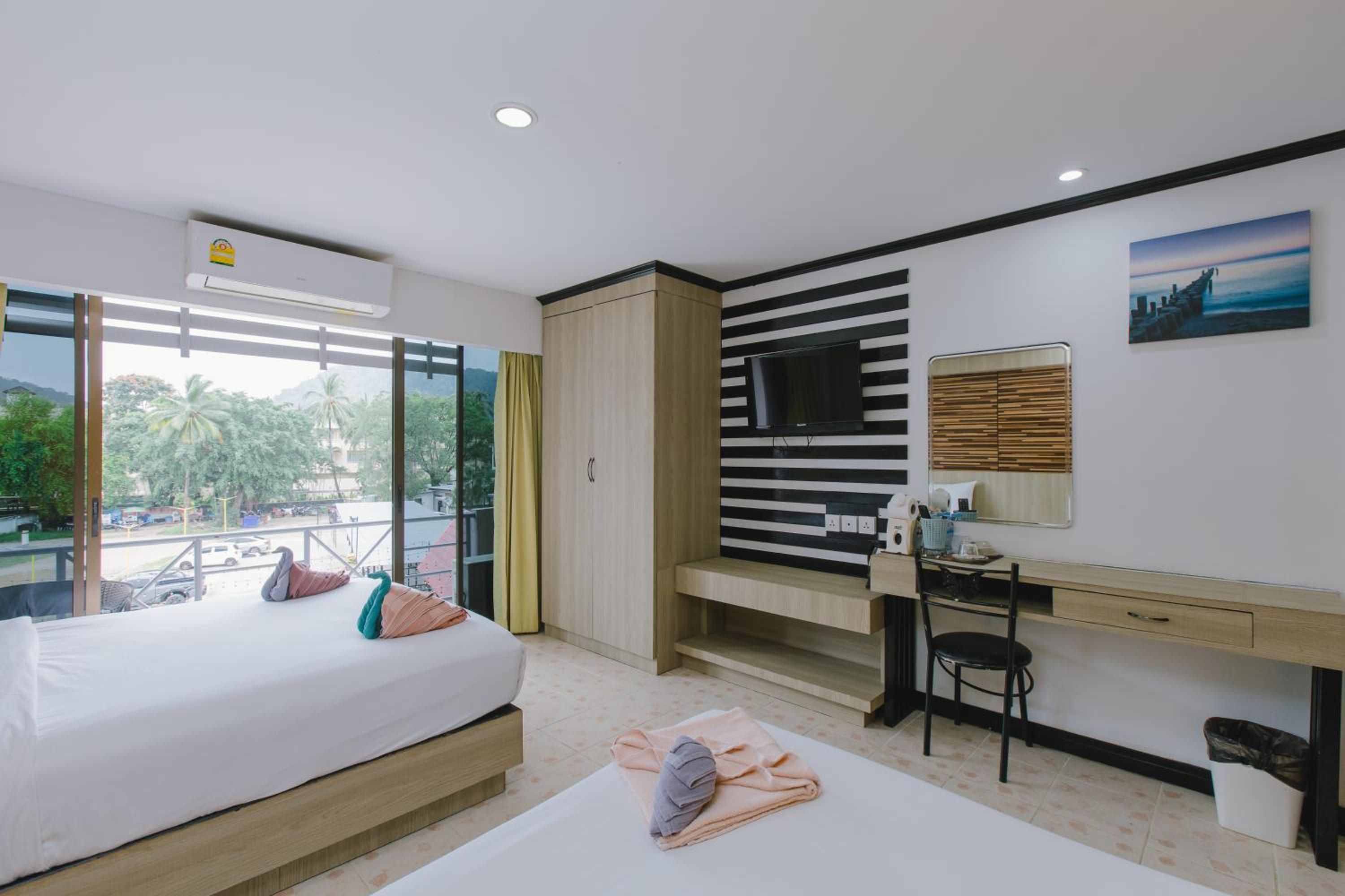 Royal Beach Residence, Patong Beach