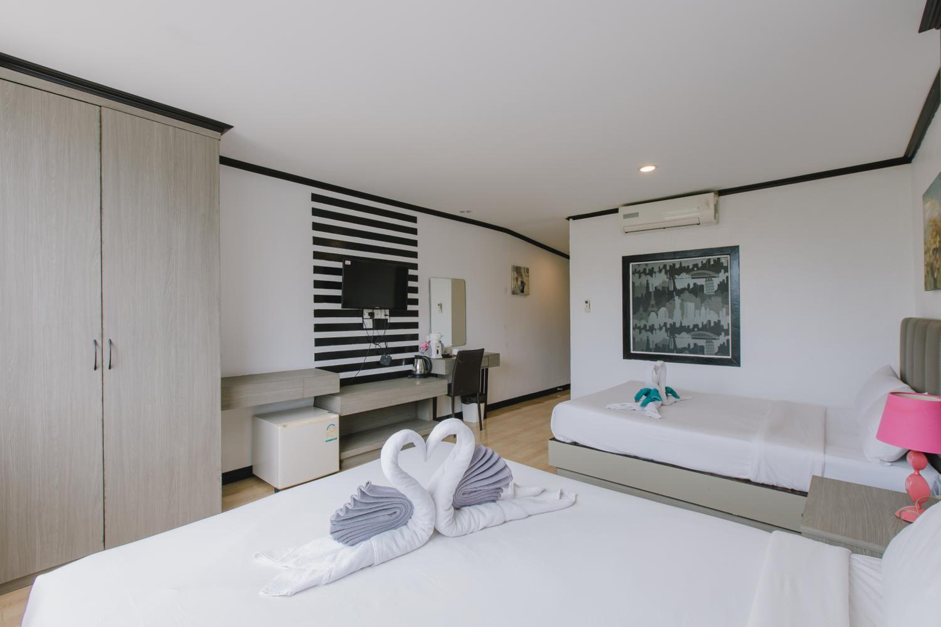 Royal Beach Residence, Patong Beach