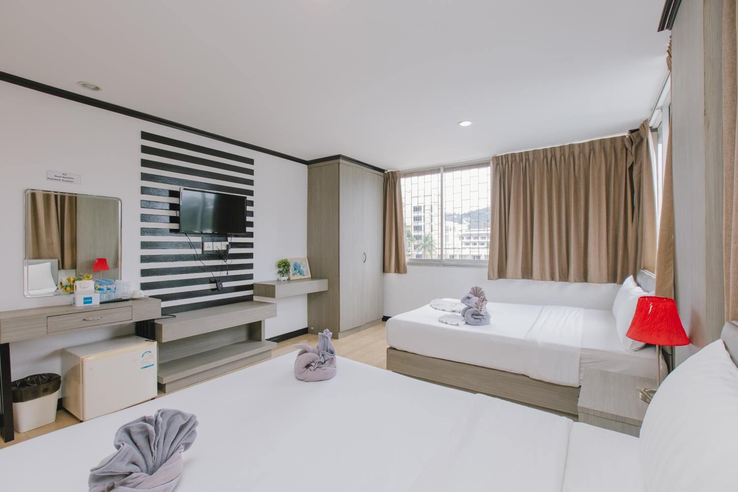 Royal Beach Residence, Patong Beach