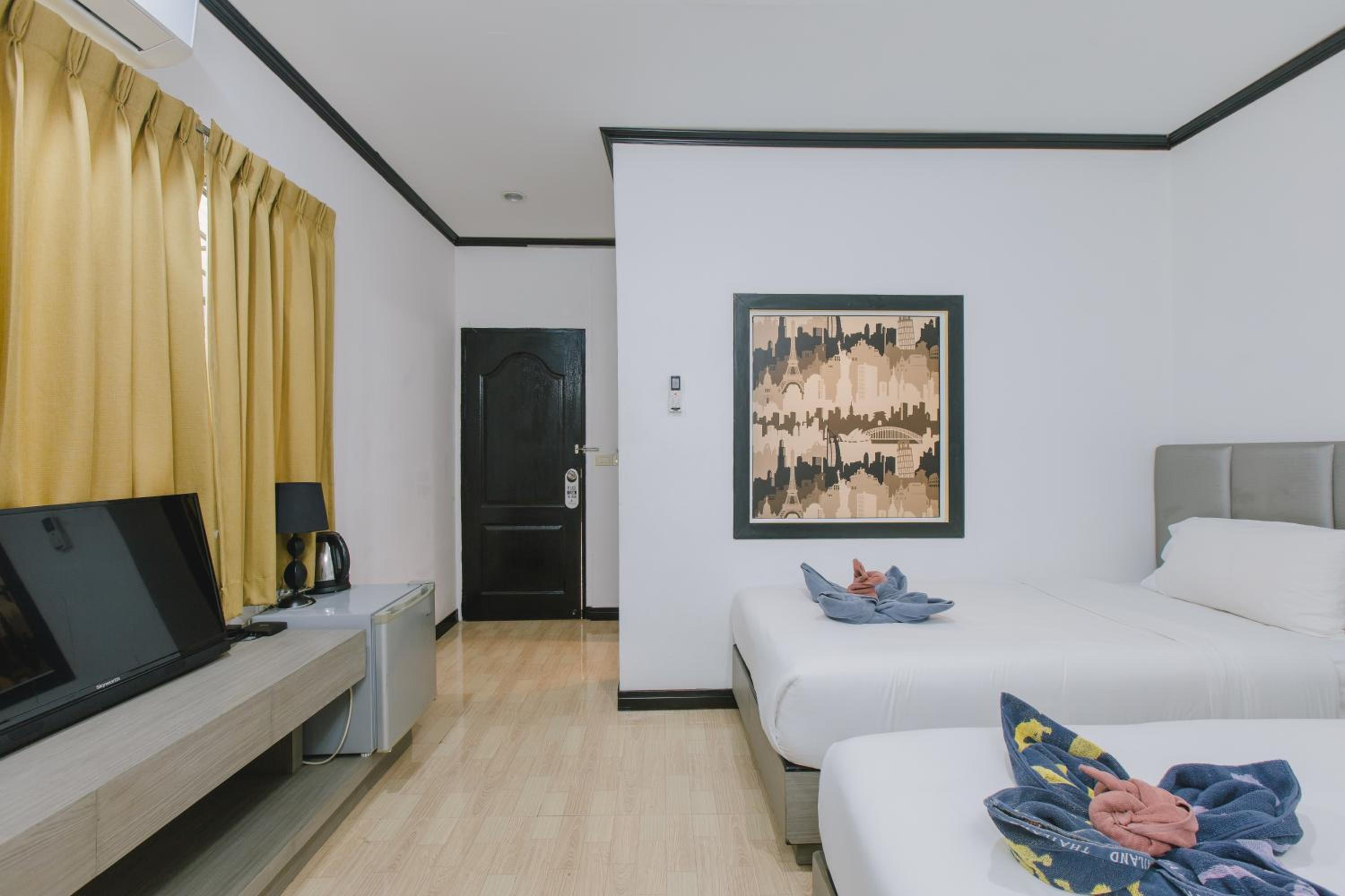 Royal Beach Residence, Patong Beach