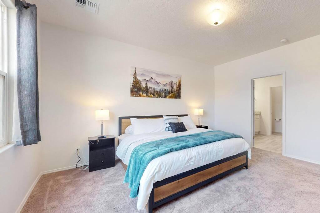 King Bed with Pool Access and Dog Friendly view 2