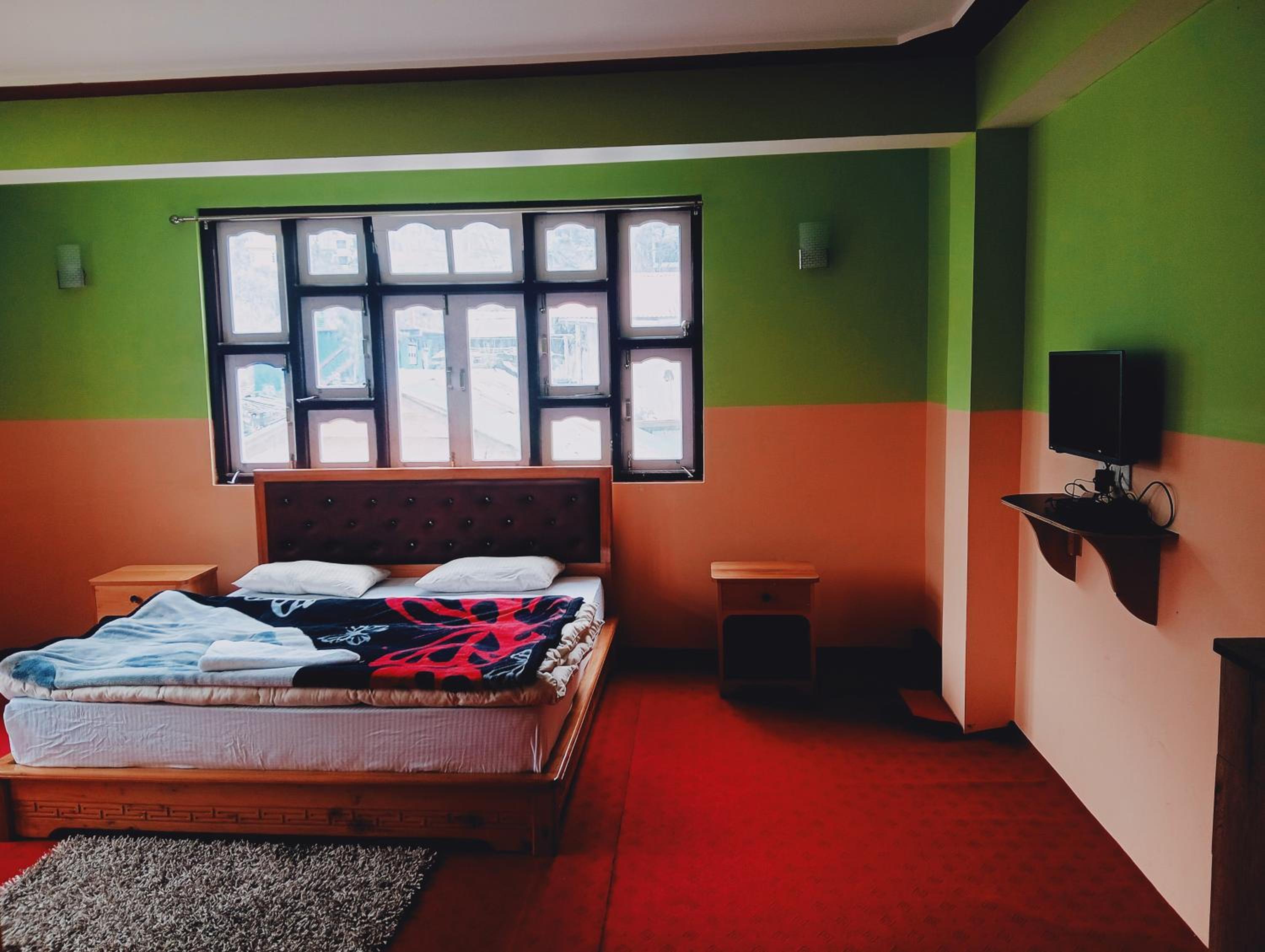 Gypsy's inn view 2