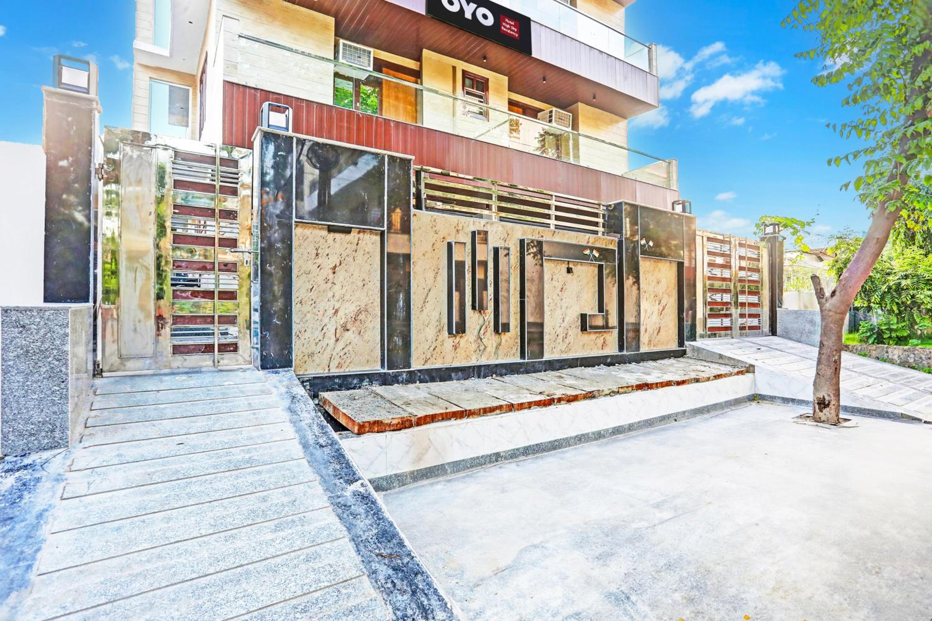 Hotel O High Sky Residency