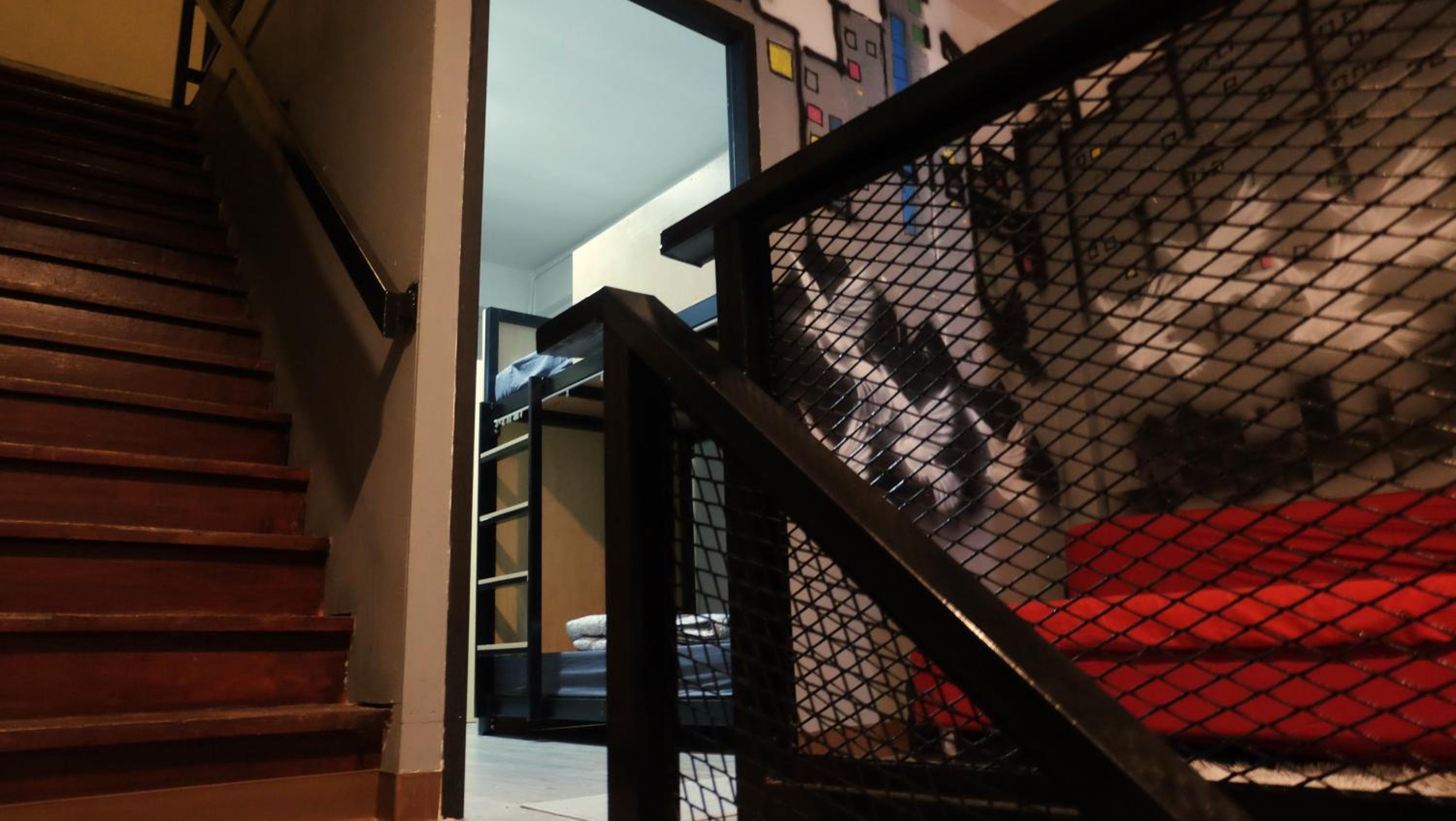 89 Bed & Studio Hostel