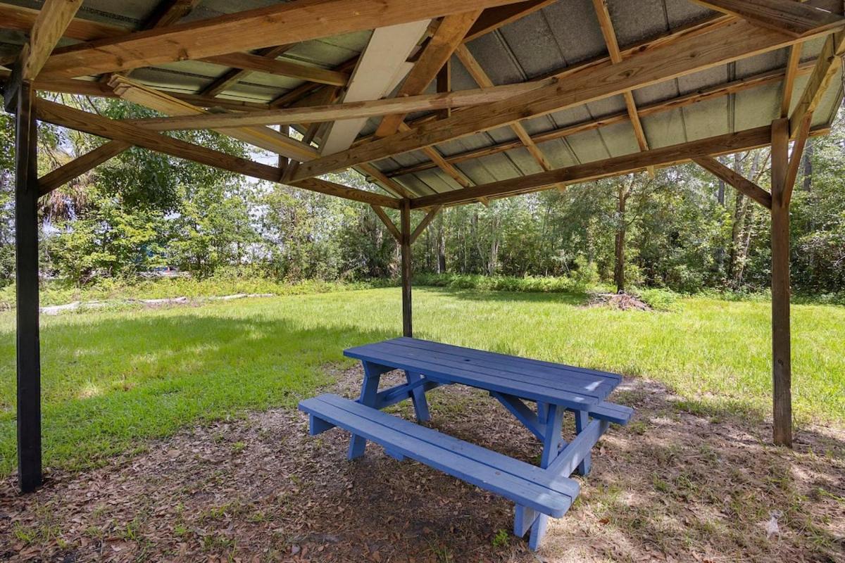 Countryside Escape Near Disney & Adventure Park view 2
