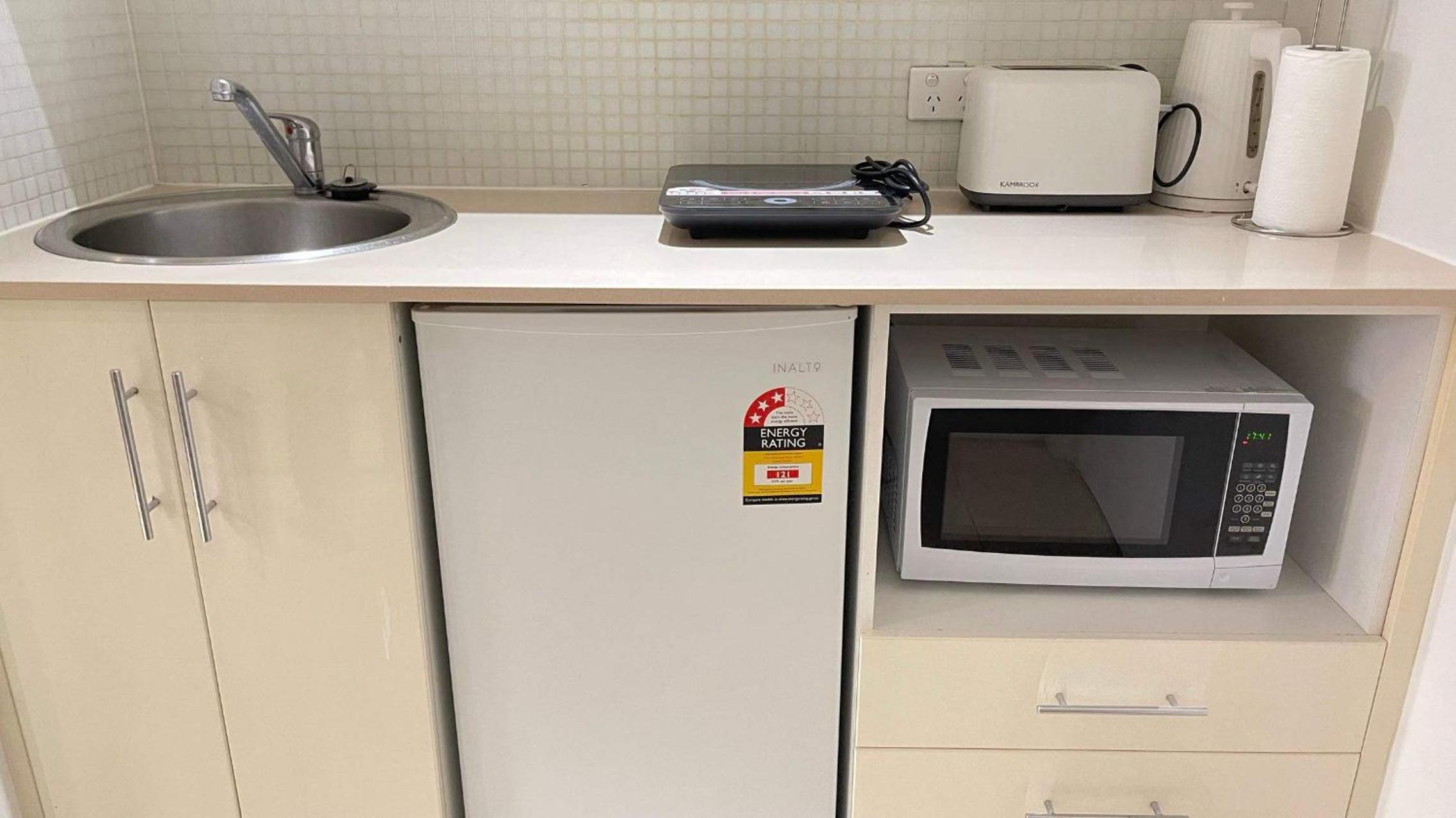MetaWise 2Bed on Dixon Next to ICC & Darling Harbour 65