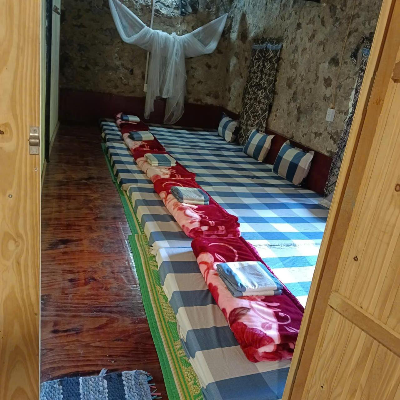 Quang Thuận Bản Giốc Homestay