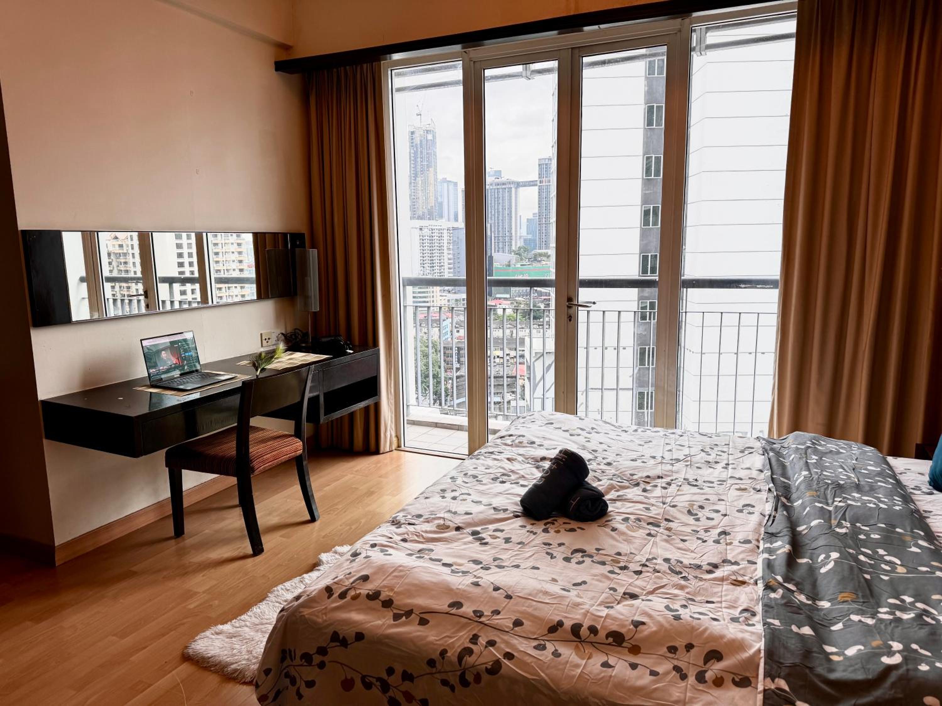 10 Seri Bukit Ceylon 5 minutes Alor Street Bukit Bintang KLCC Pavilion 2R2B 8 Pax