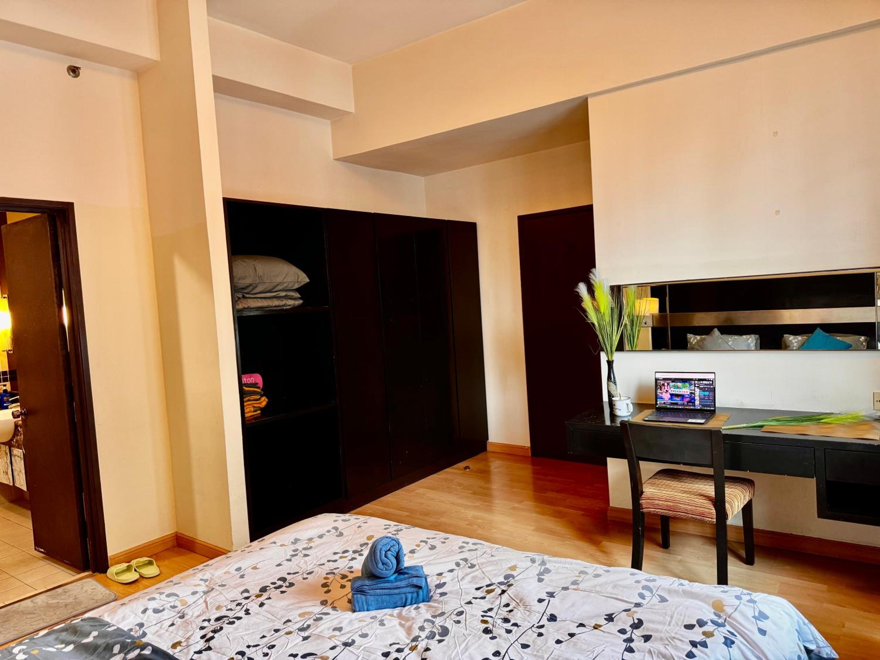 10 Seri Bukit Ceylon 5 minutes Alor Street Bukit Bintang KLCC Pavilion 2R2B 8 Pax