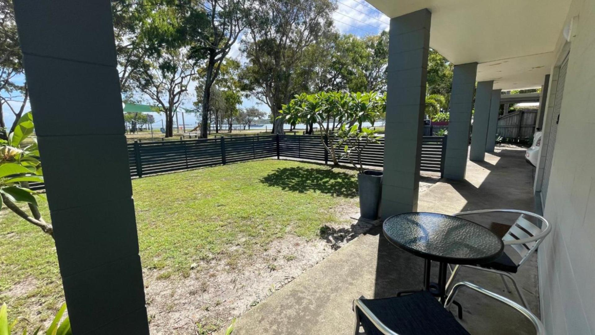 Charm and Comfort in this Ground floor unit with water views! Welsby Pde, Bongaree