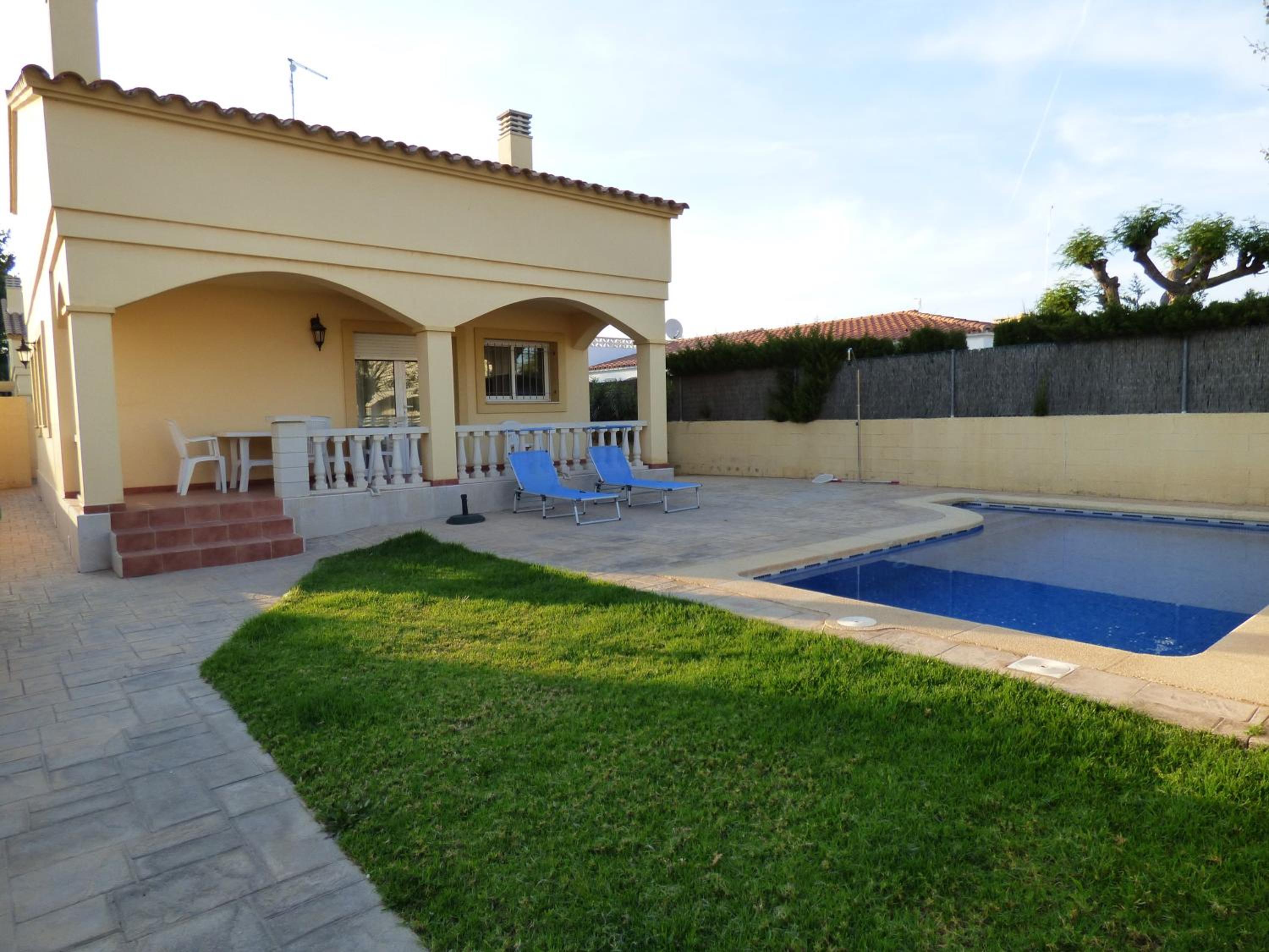 Marimar view 3
