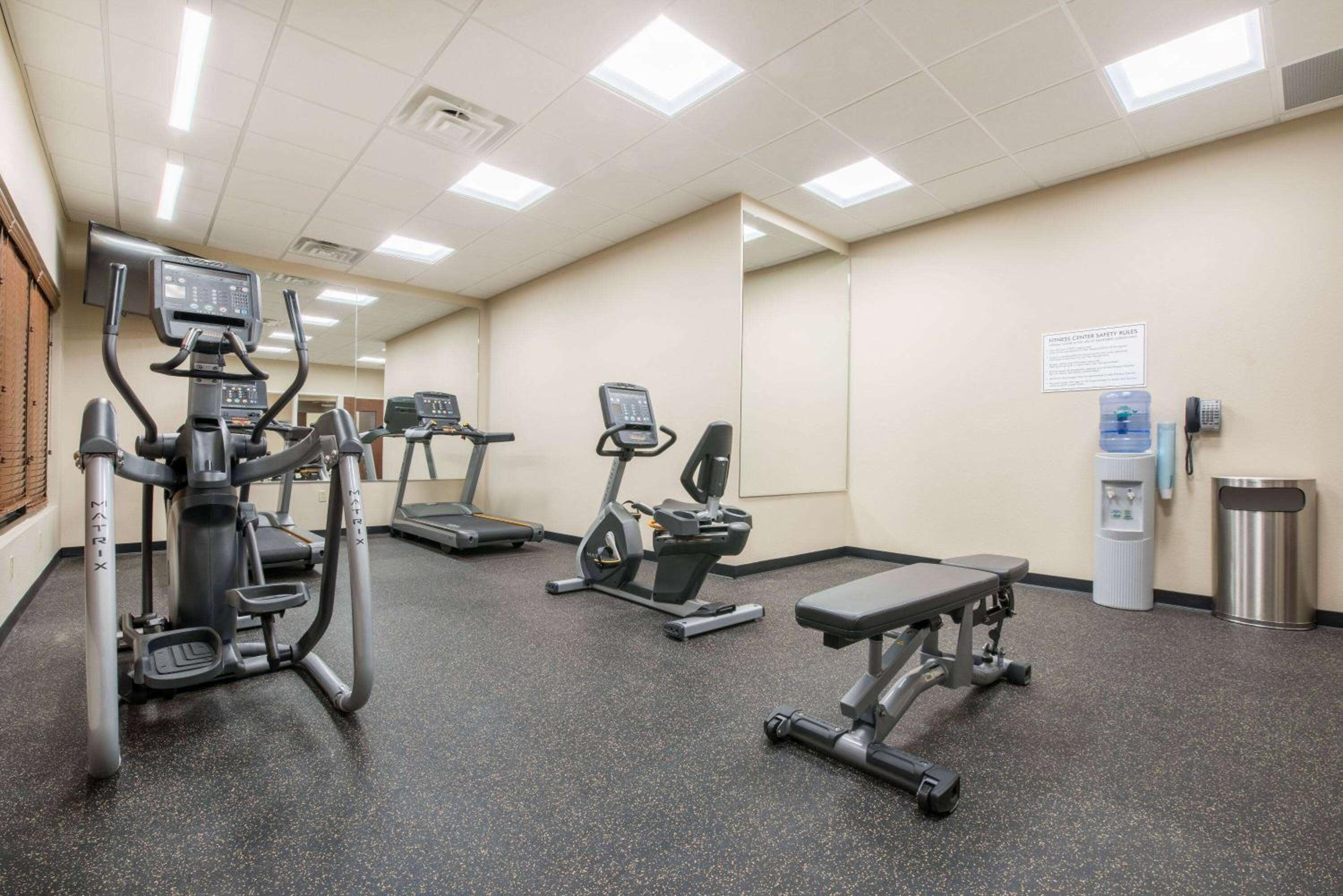 Hawthorn Suites by Wyndham Bridgeport