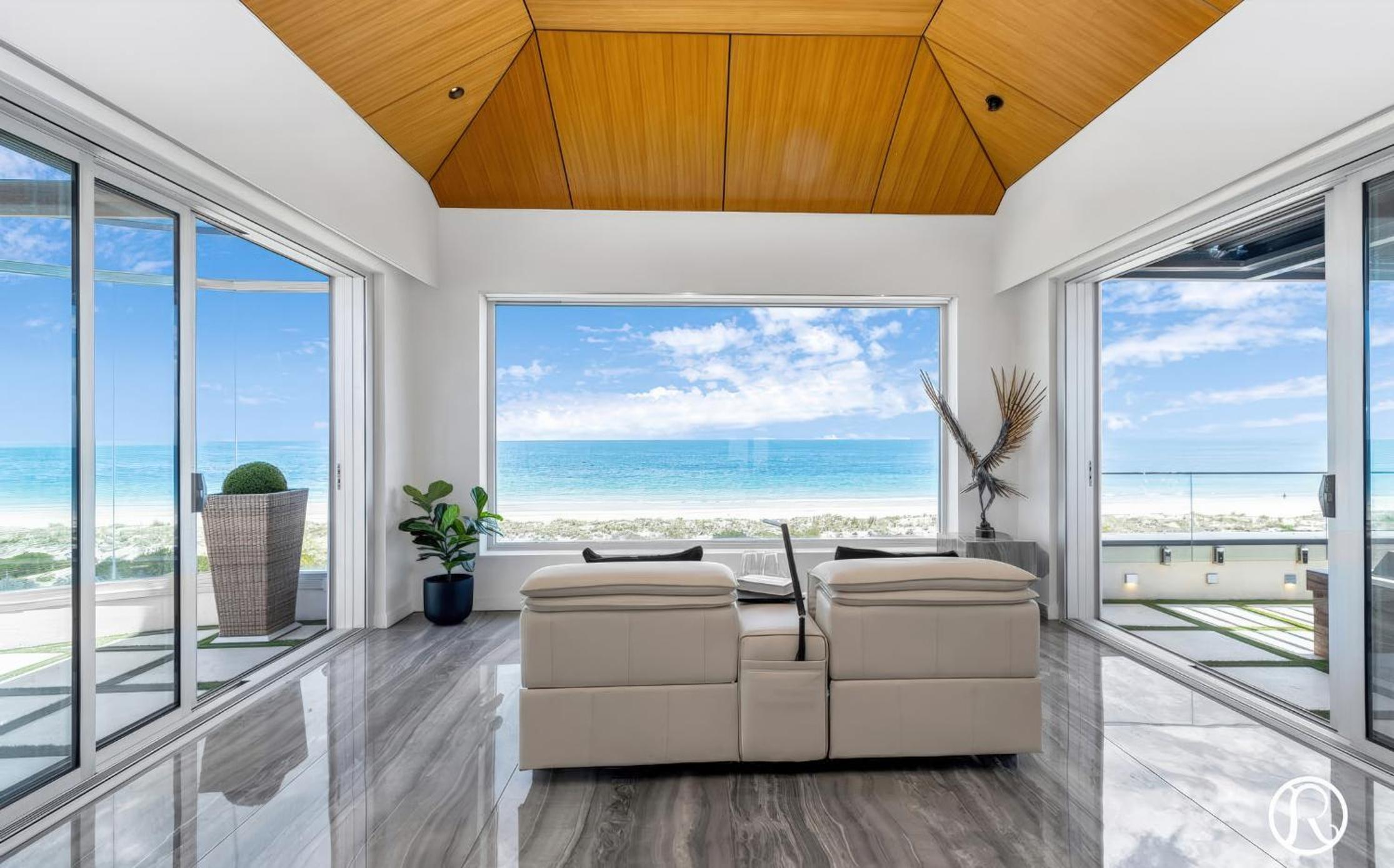 Ocean View Villa with Pool Spa & Cinema