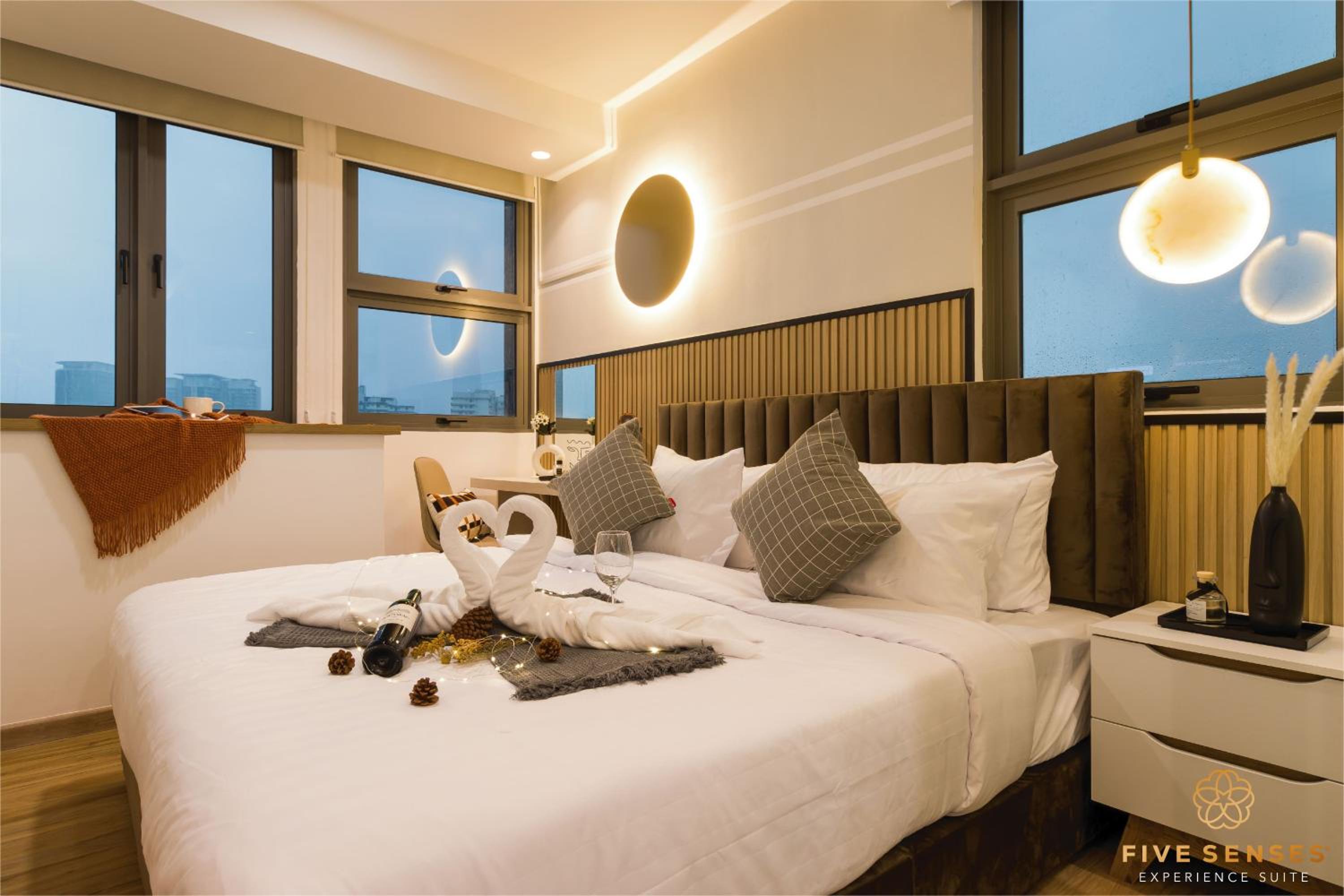 Riveria Premium Kuala Lumpur, Roam