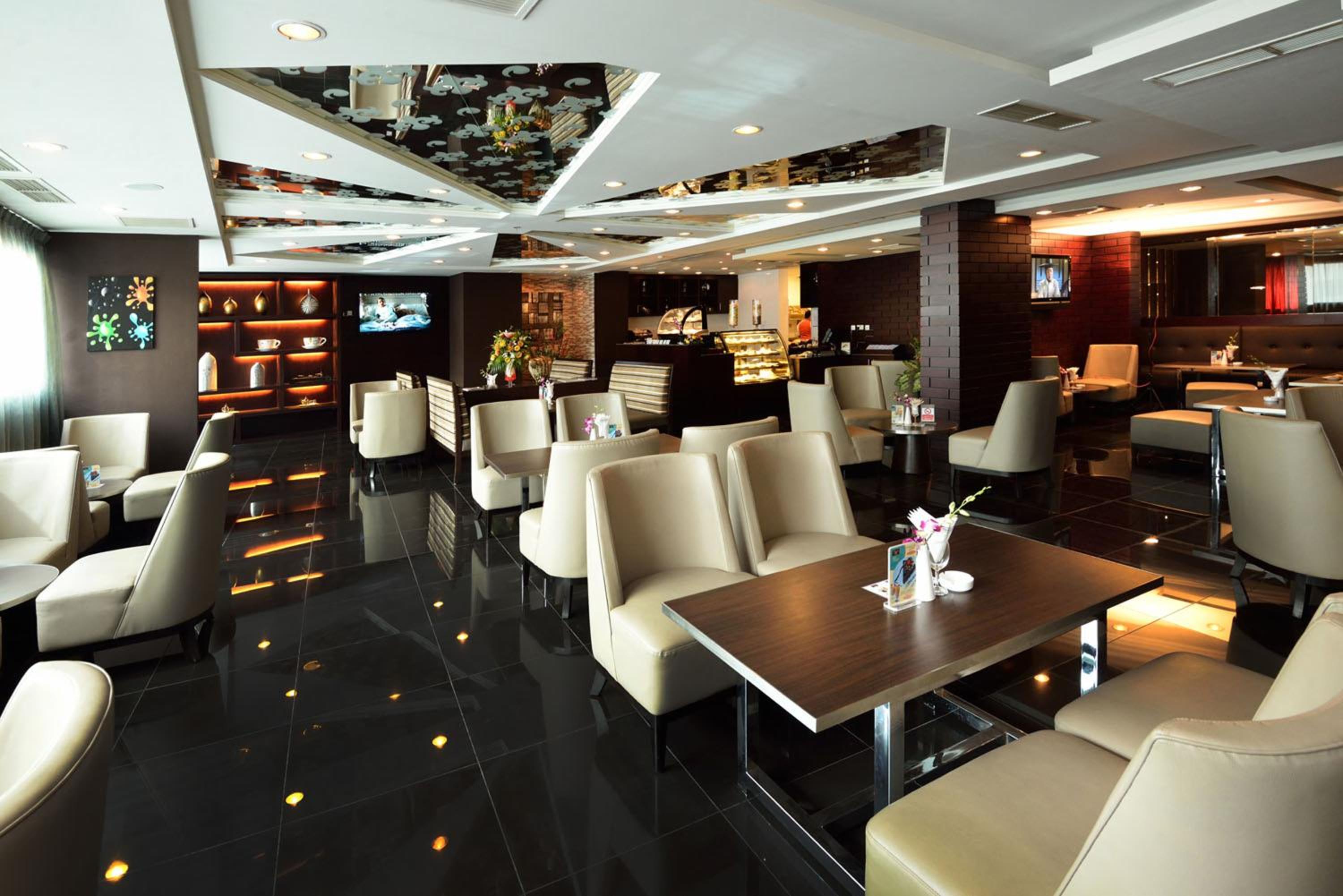 Holiday Villa Hotel & Residence City Centre Doha