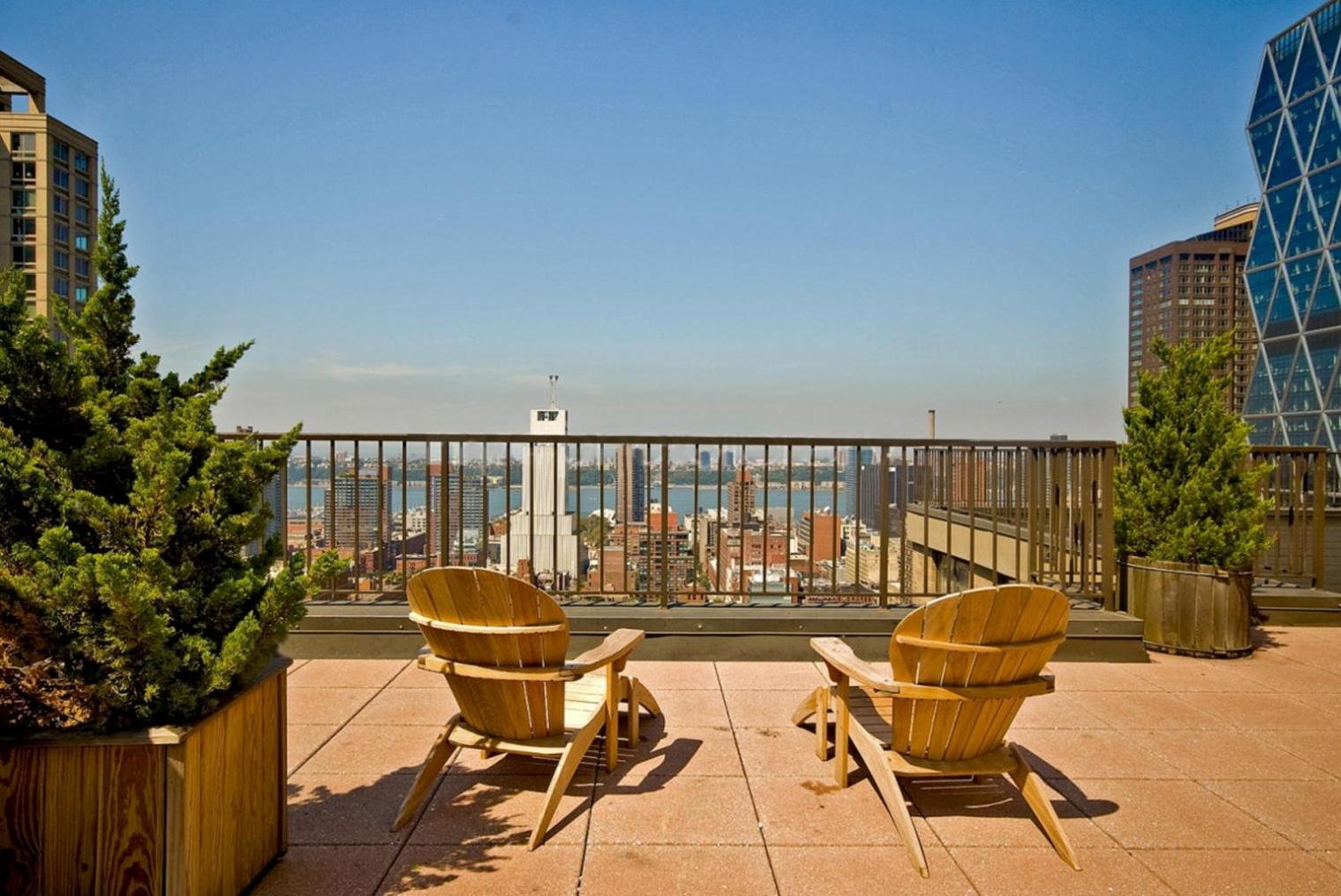 Blueground Midtown W gym wd nr Central Park NYC-1585