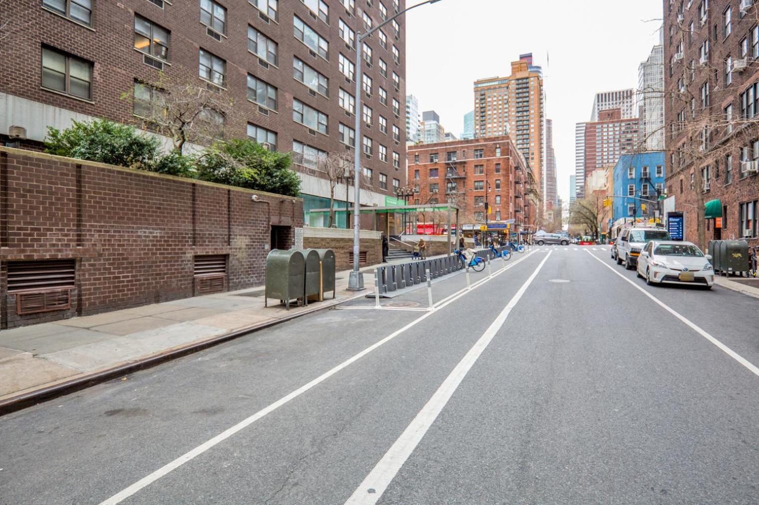 Blueground Midtown E gym wd nr UN NYC-1150