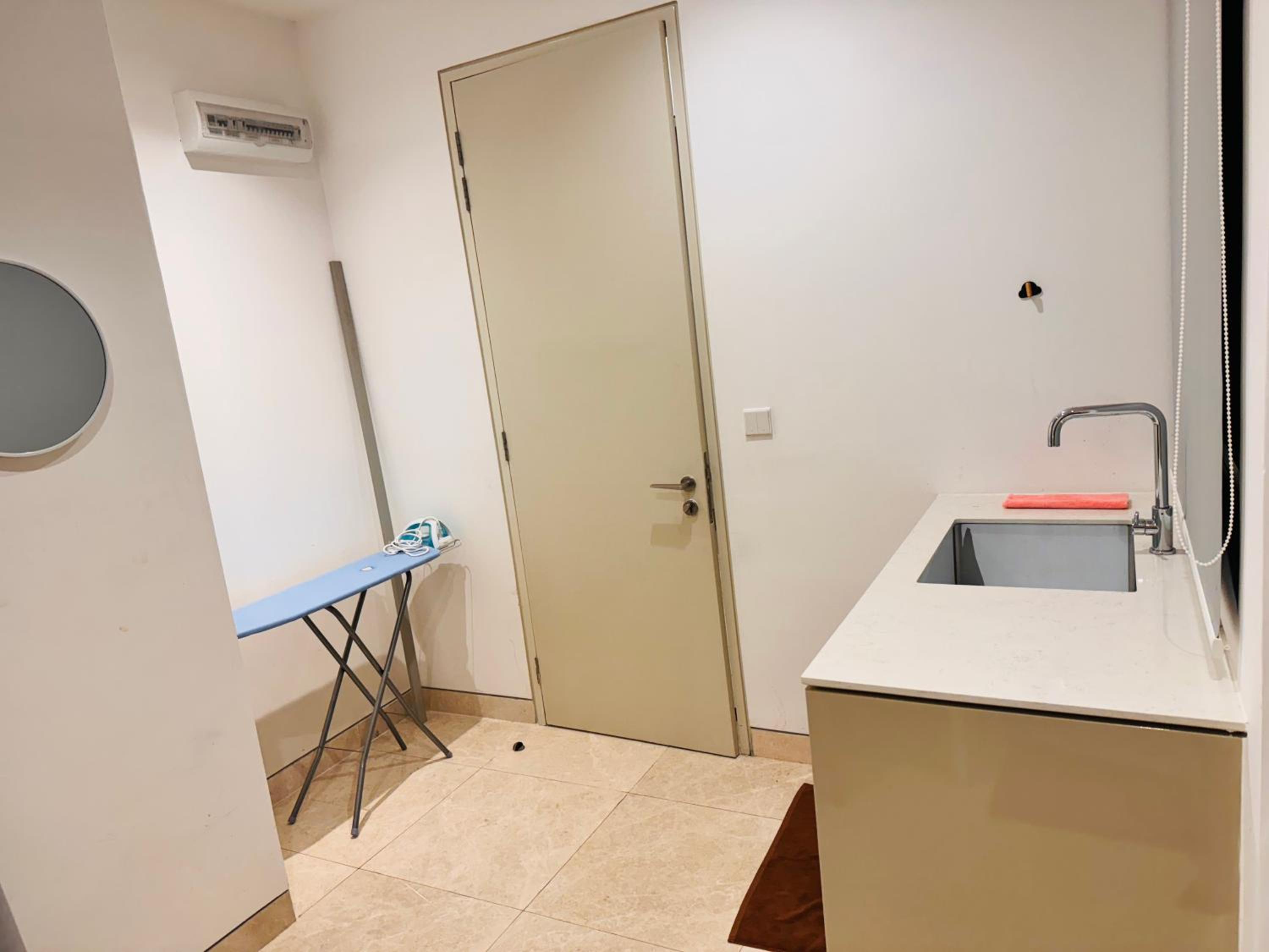 LUCENTIA RESIDENCE HOLYDAY IN Kl