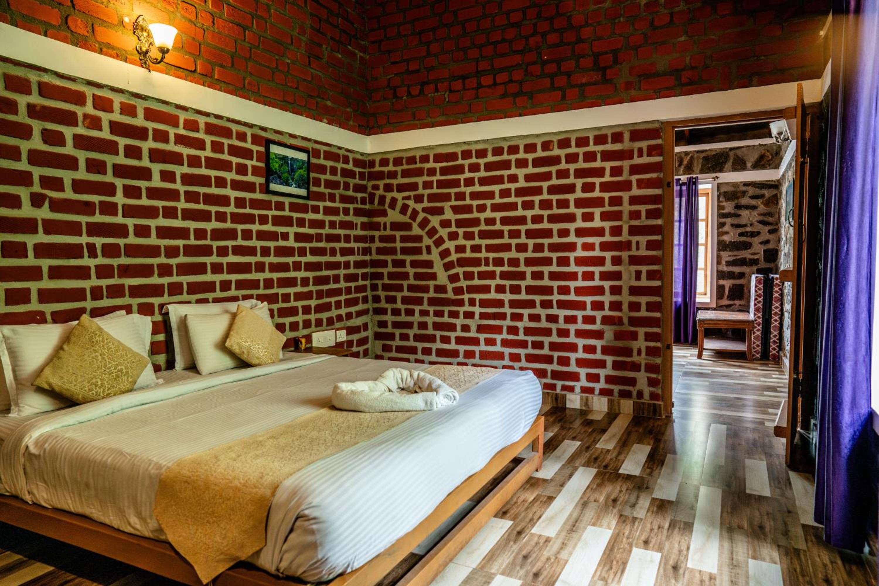Zacs Valley Resort & Wellness Retreat Kodaikanal